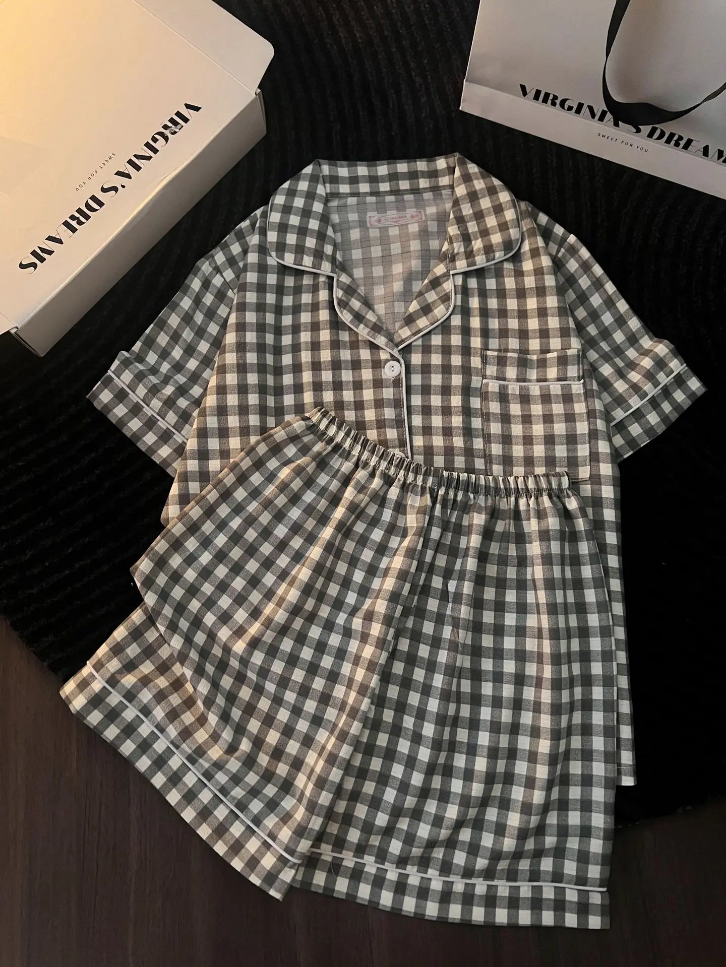 Chic Japanese-Style Summer Pajamas for Women - Cute and Comfy Short-Sleeve Set with Plaid Design